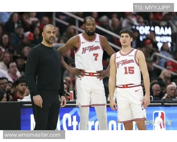 火箭队与雄鹿队激情对决天天直播带你感受篮球魅力与精彩瞬间